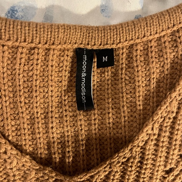 moon & madison V-Neck Tan Sweater - Picture 10 of 11